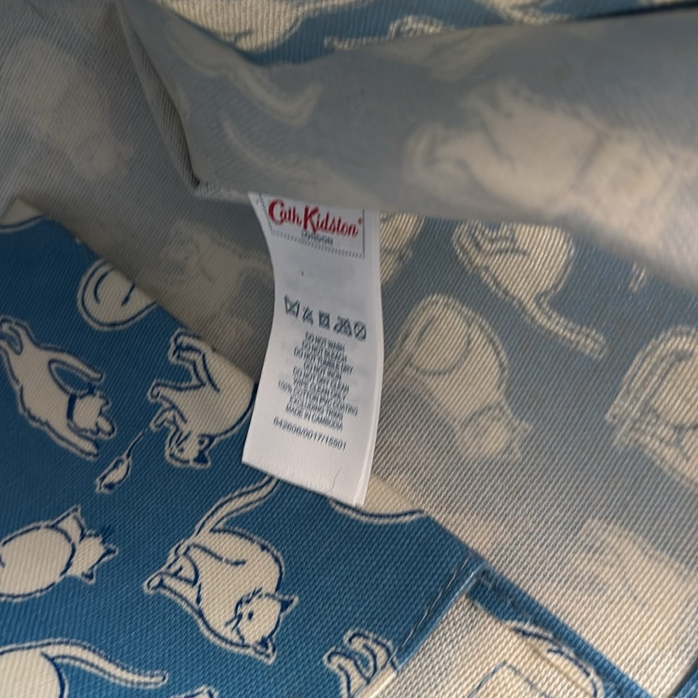 Cath Kidston original London PVC coated cotton tote bag with cat & mouse print - Picture 8 of 11